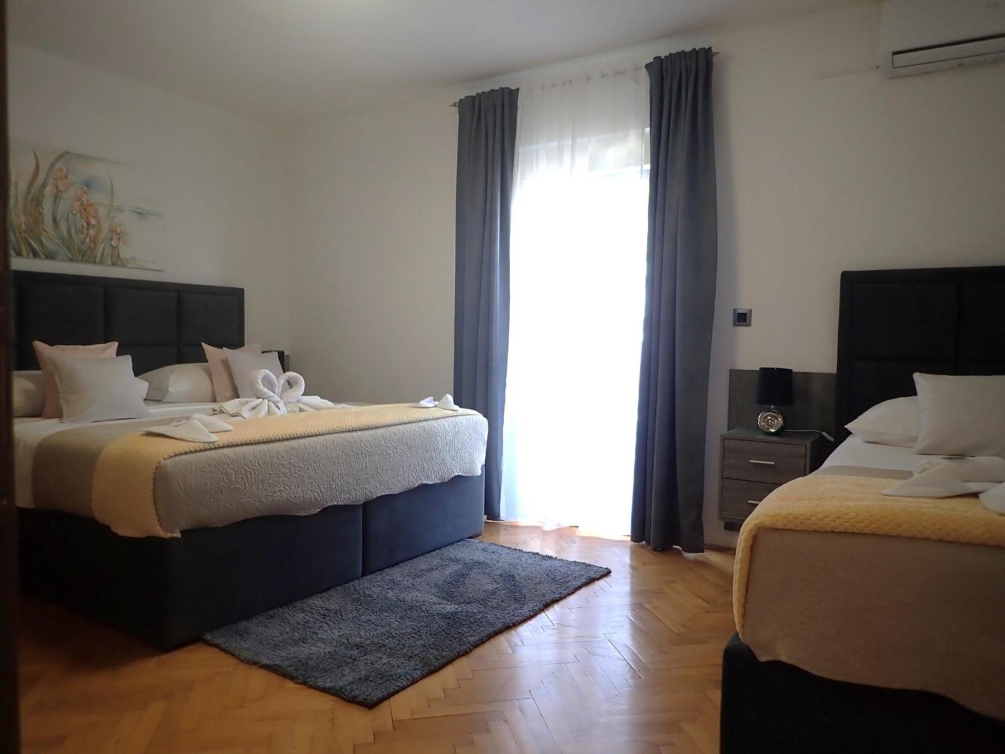 Apartmani Nil Barić Draga Eksteriør bilde
